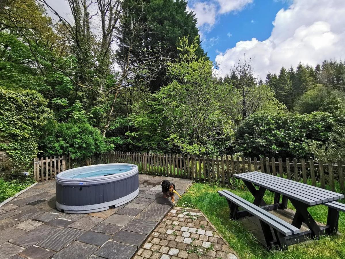 Swansea Valley Holiday Cottages Cilybebyll Eksteriør billede